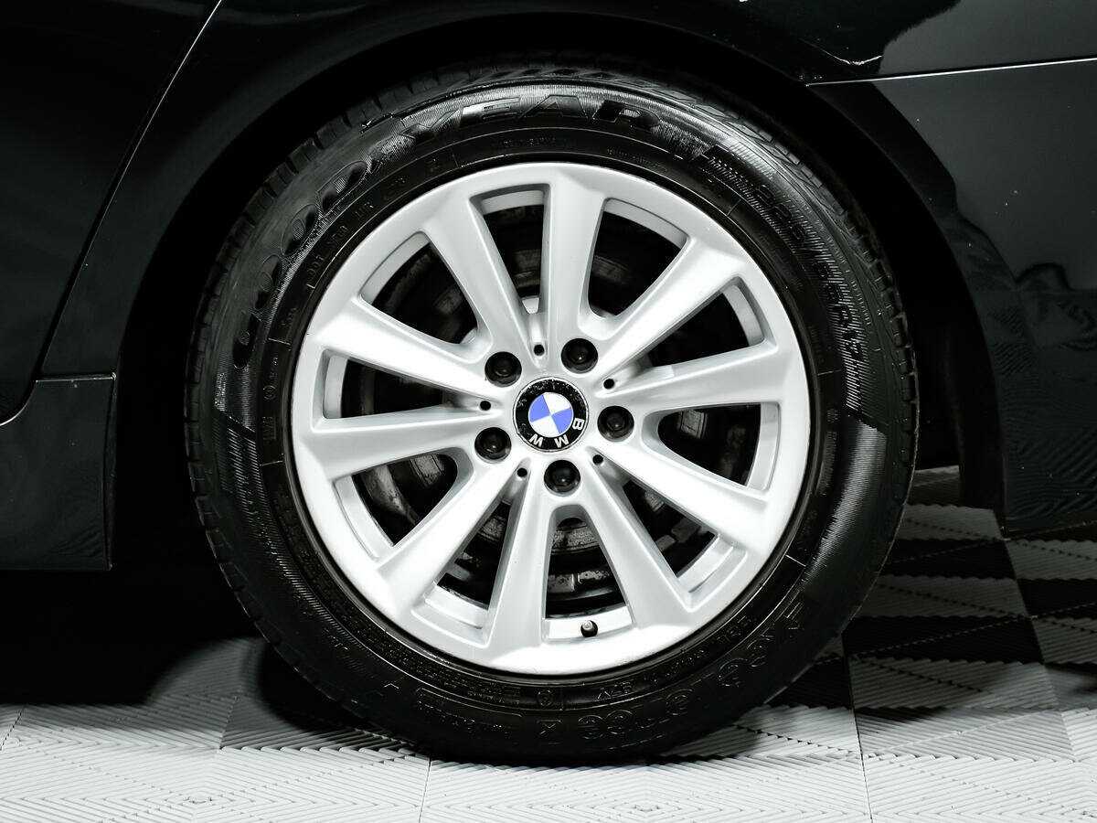 BMW 5 серии 2010 года с пробегом. Фото: #13