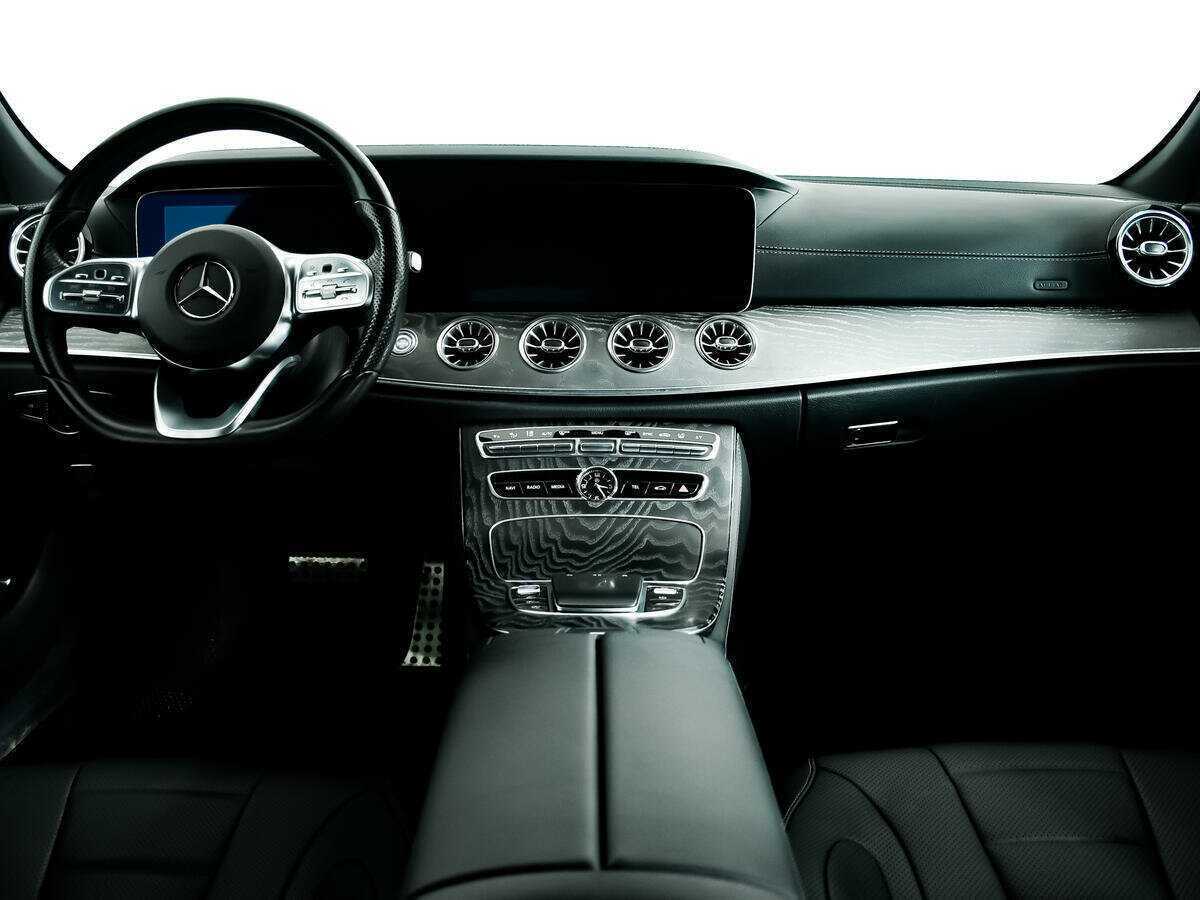 Mercedes-Benz CLS 2020 года с пробегом. Фото: #10