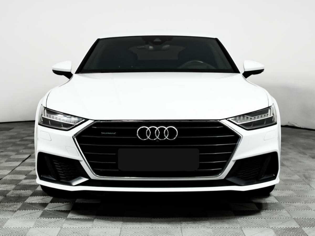 Audi A7 2021 года с пробегом. Фото: #1