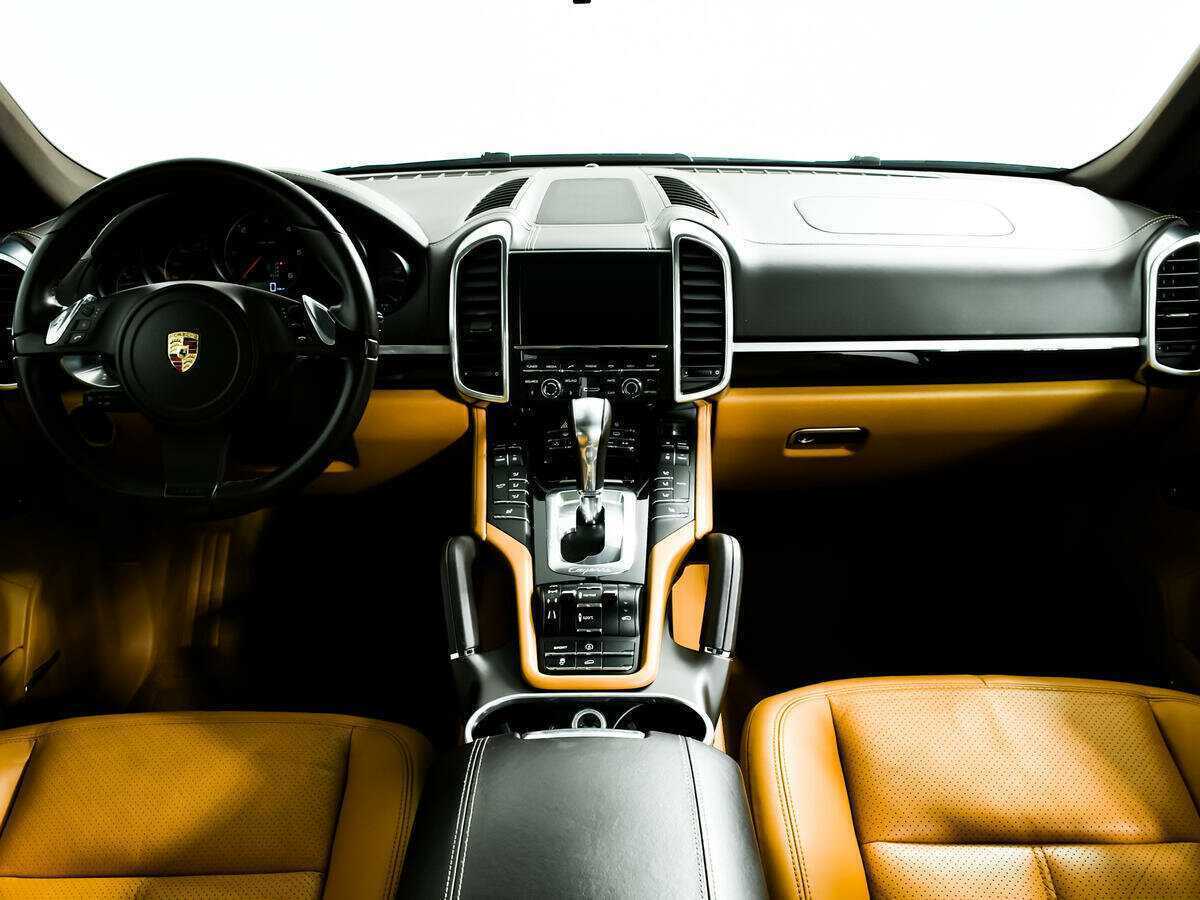 Porsche Cayenne 2012 года с пробегом. Фото: #10