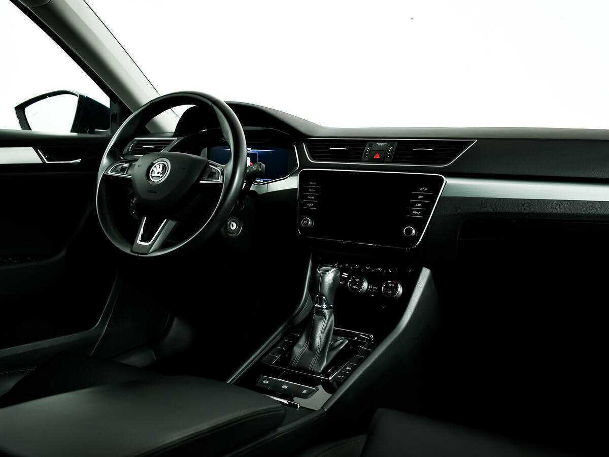 Skoda Superb 2019 года с пробегом. Фото: #8