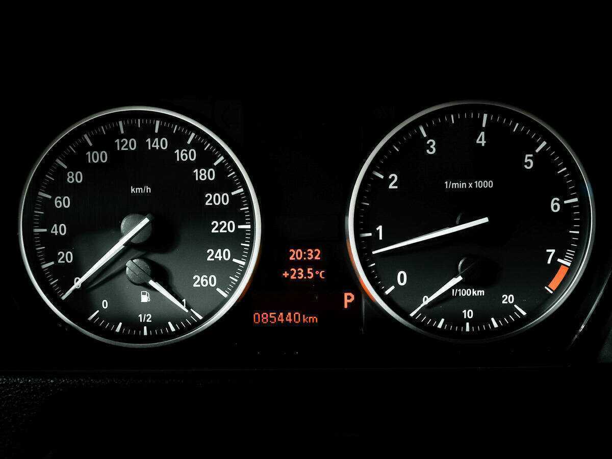 BMW X1 2011 года с пробегом. Фото: #9