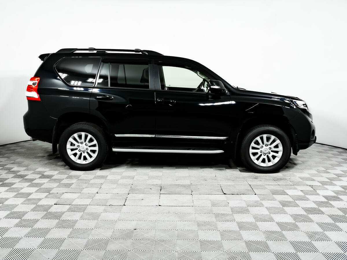 Toyota Land Cruiser Prado 2015 года с пробегом. Фото: #3