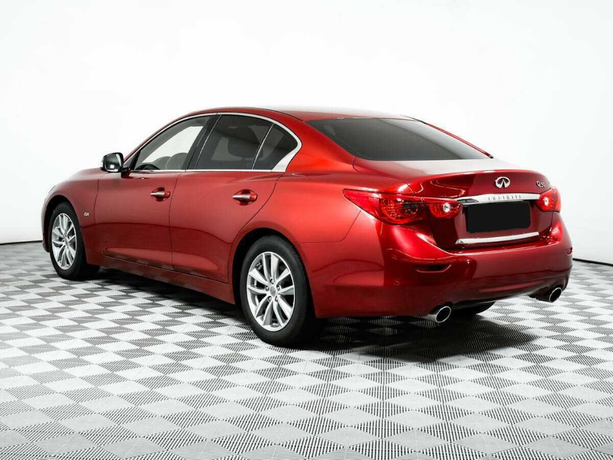 Infiniti Q50 2015 года с пробегом. Фото: #5