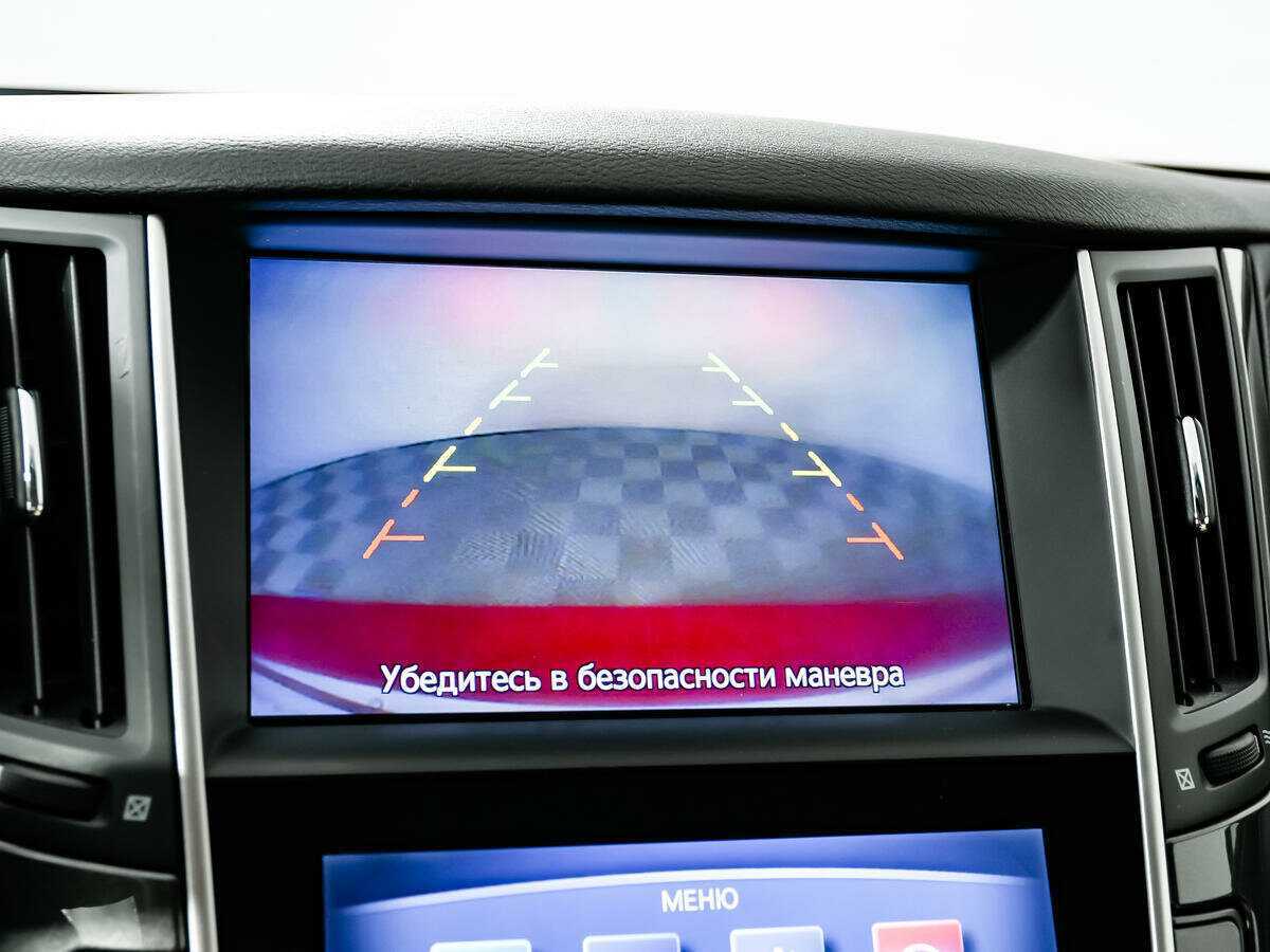 Infiniti Q50 2015 года с пробегом. Фото: #14