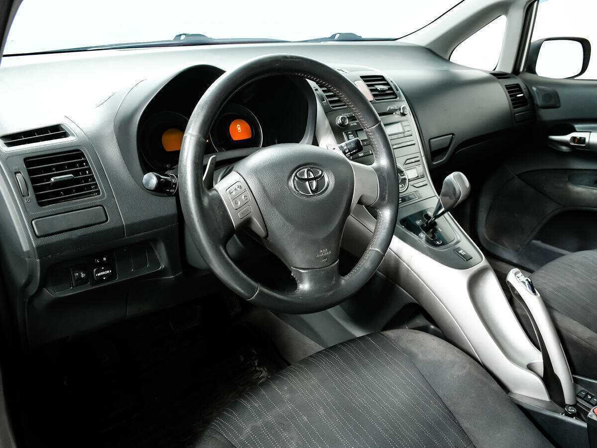 Toyota Auris 2008 года с пробегом. Фото: #11