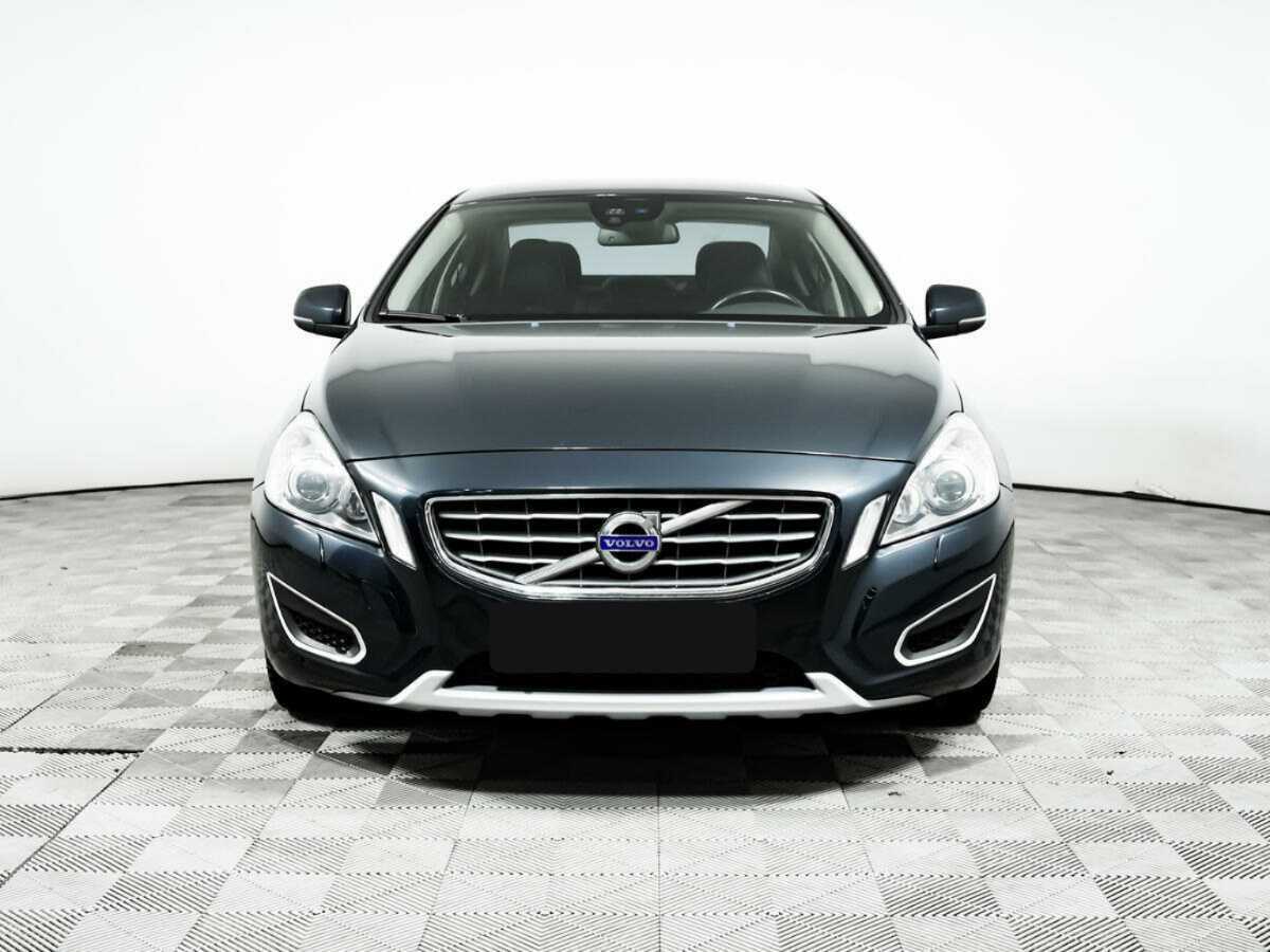 Volvo S60 2011 года с пробегом. Фото: #1