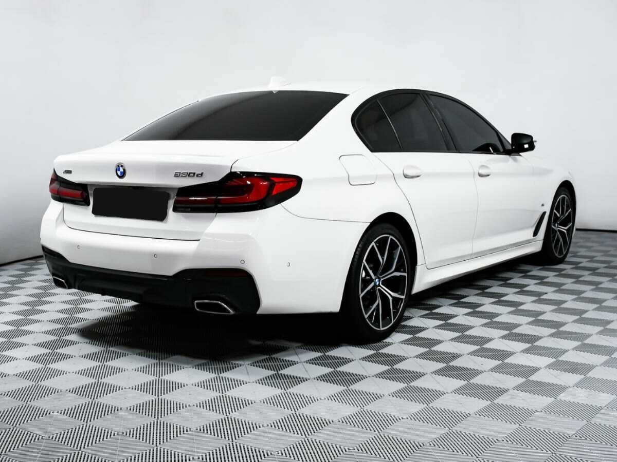 BMW 5 серии 2020 года с пробегом. Фото: #4