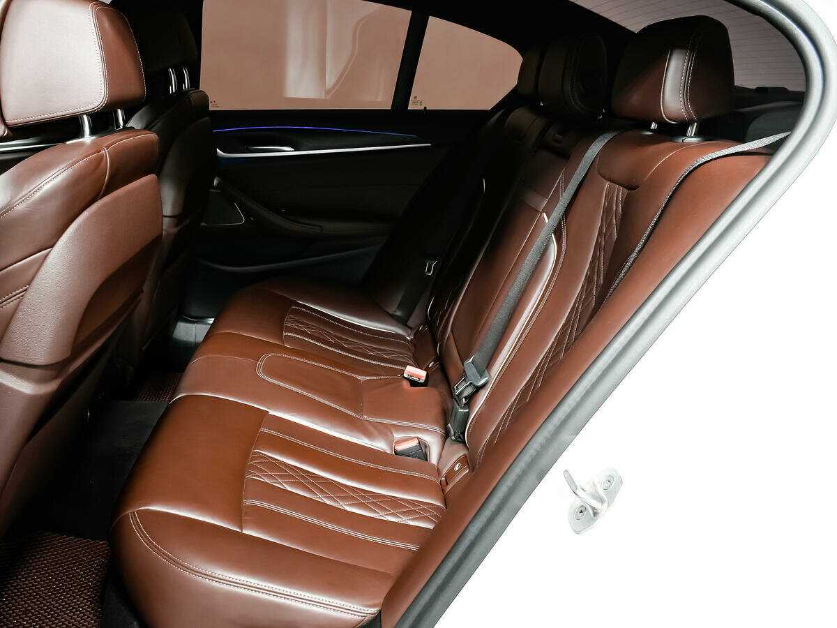 BMW 5 серии 2020 года с пробегом. Фото: #11