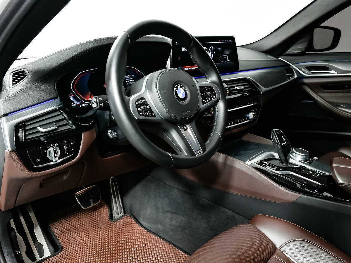 BMW 5 серии 2020 года с пробегом. Фото: #12