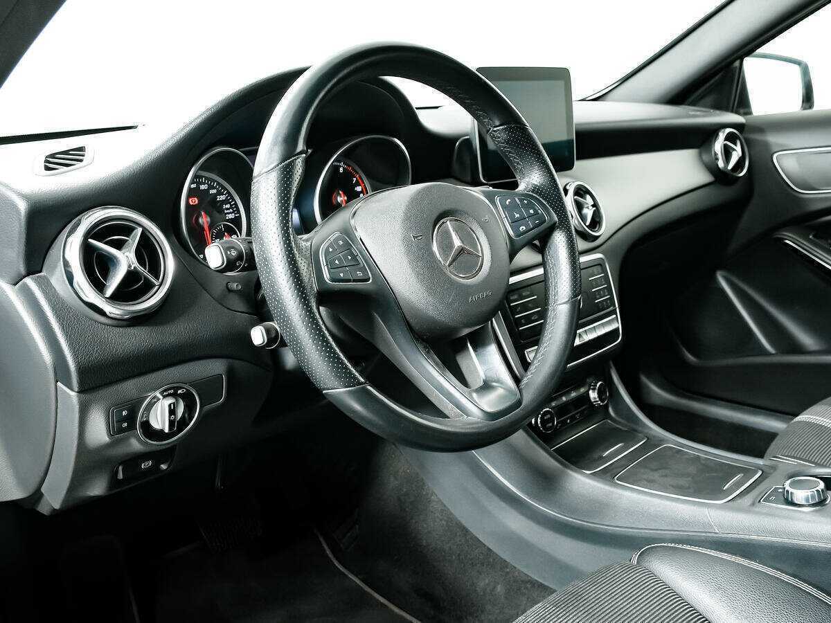 Mercedes-Benz GLA 2019 года с пробегом. Фото: #12