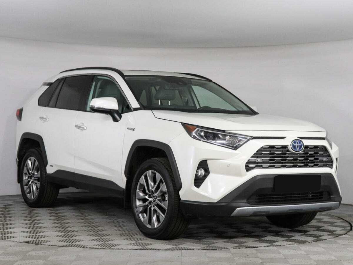 Toyota RAV4 2019 года с пробегом. Фото: #2