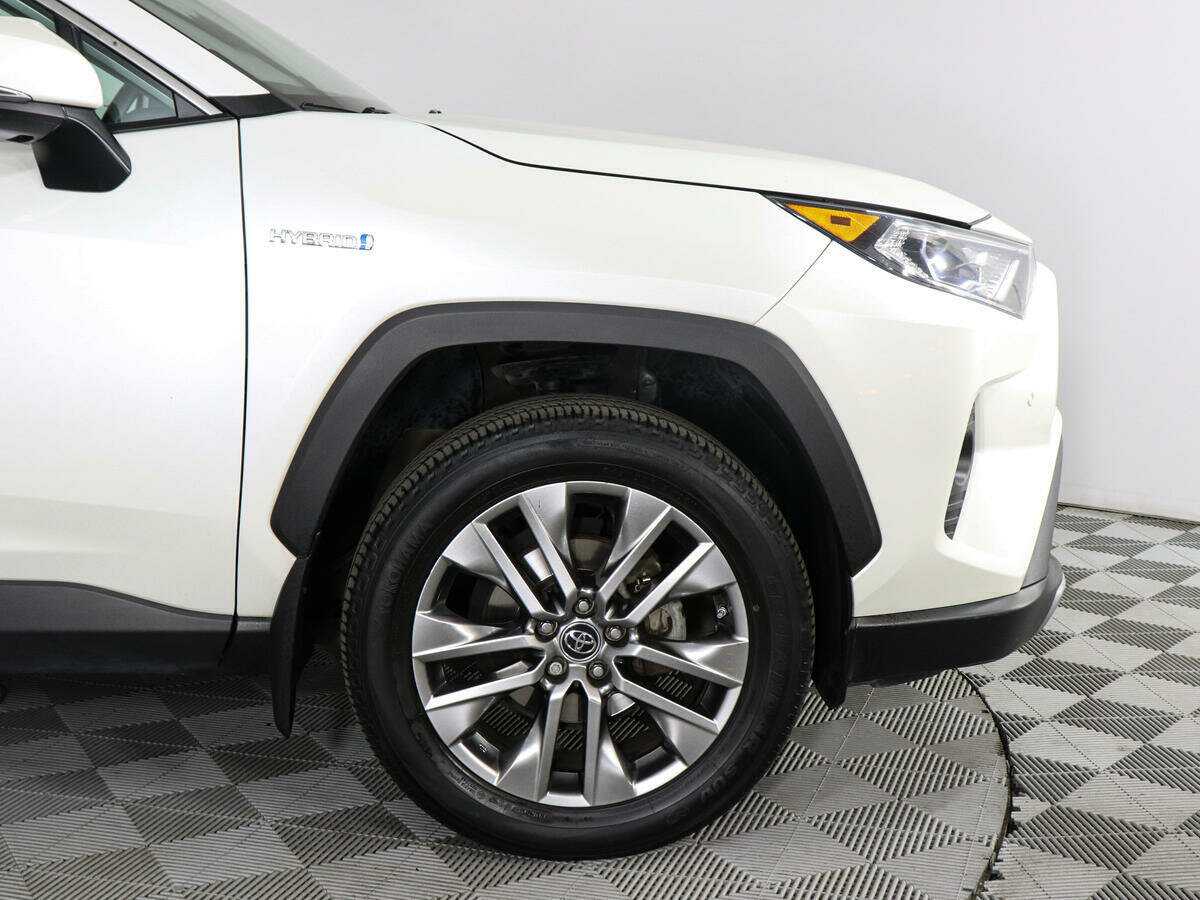 Toyota RAV4 2019 года с пробегом. Фото: #13
