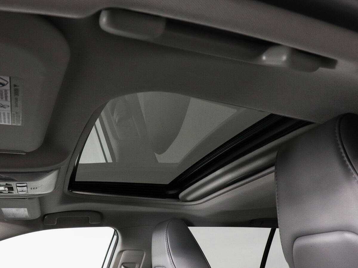 Toyota RAV4 2019 года с пробегом. Фото: #14