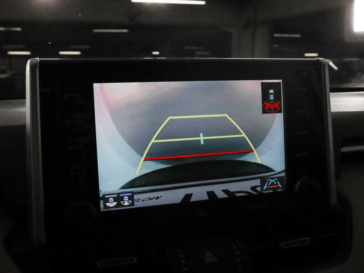 Toyota RAV4 2019 года с пробегом. Фото: #18