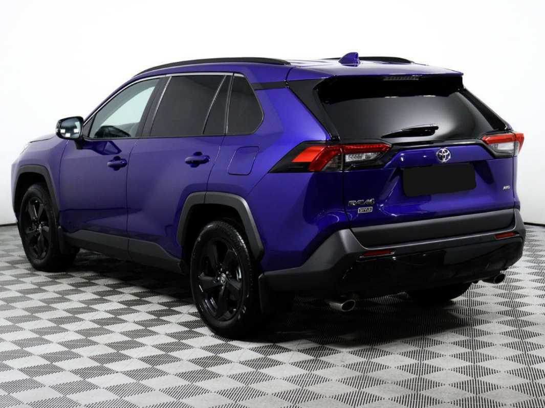 Toyota RAV4 2021 года с пробегом. Фото: #6