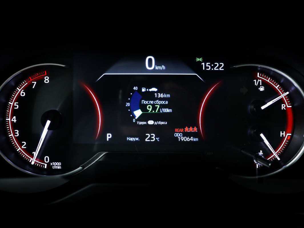 Toyota RAV4 2021 года с пробегом. Фото: #9