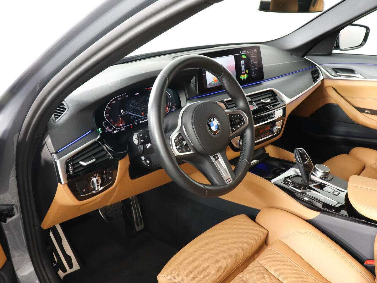 BMW 5 серии 2023 года с пробегом. Фото: #11