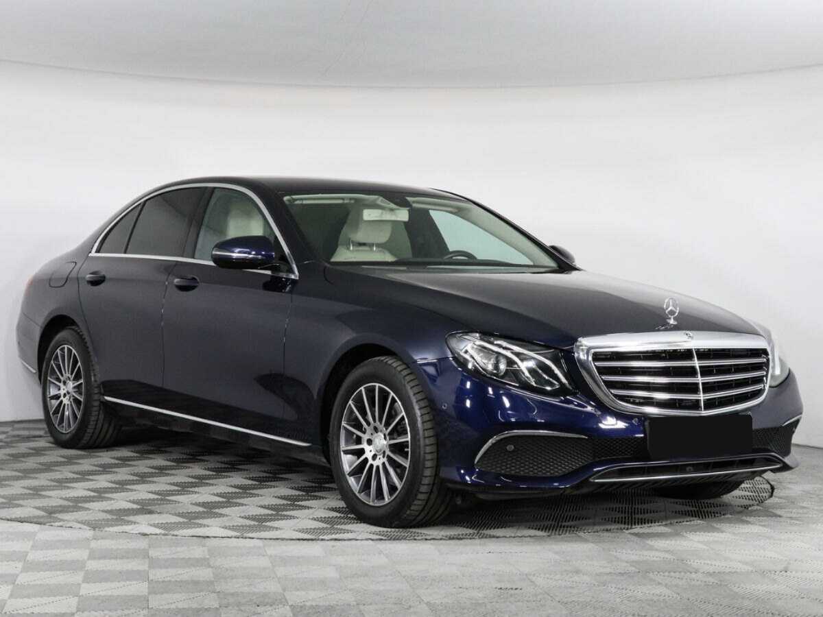 Mercedes-Benz E-Класс 2017 года с пробегом. Фото: #2