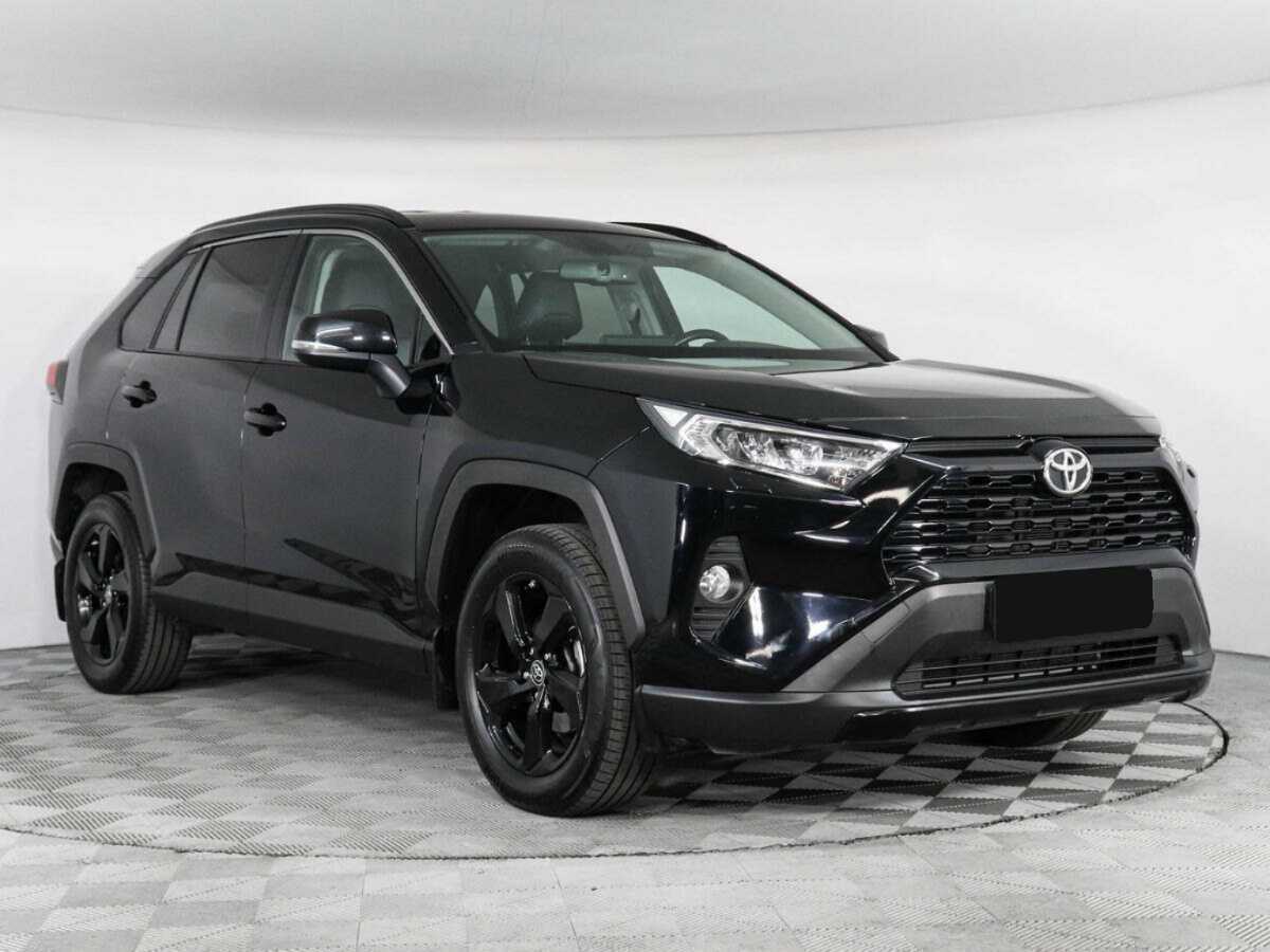 Toyota RAV4 2022 года с пробегом. Фото: #2