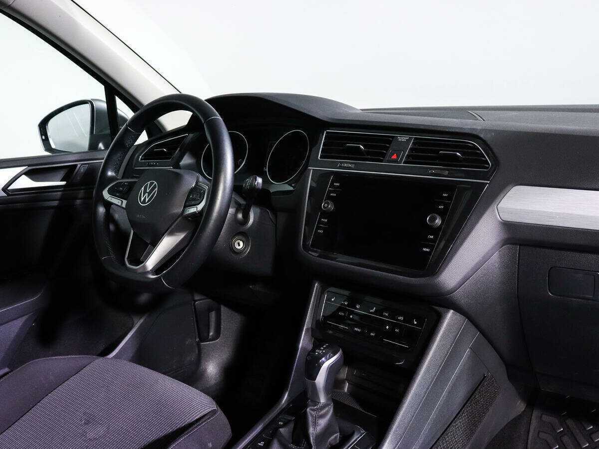 Volkswagen Tiguan 2021 года с пробегом. Фото: #5