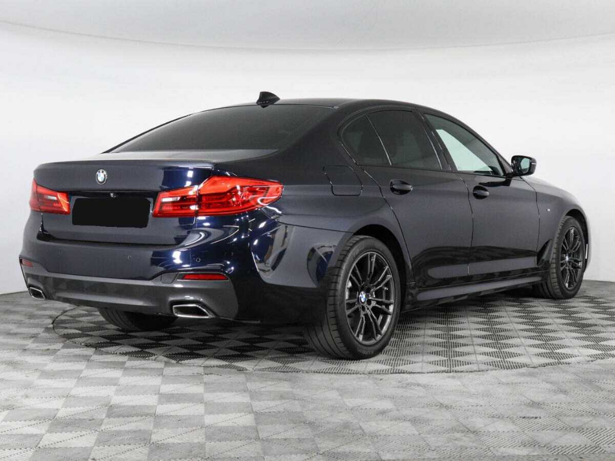BMW 5 серии 2019 года с пробегом. Фото: #1