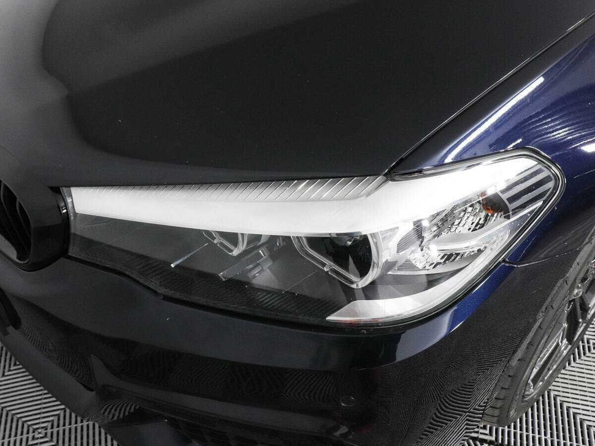 BMW 5 серии 2019 года с пробегом. Фото: #6