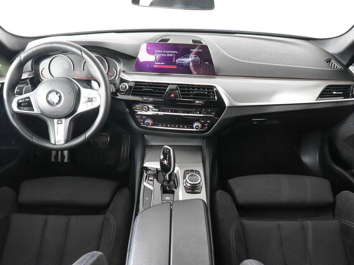 BMW 5 серии 2019 года с пробегом. Фото: #11