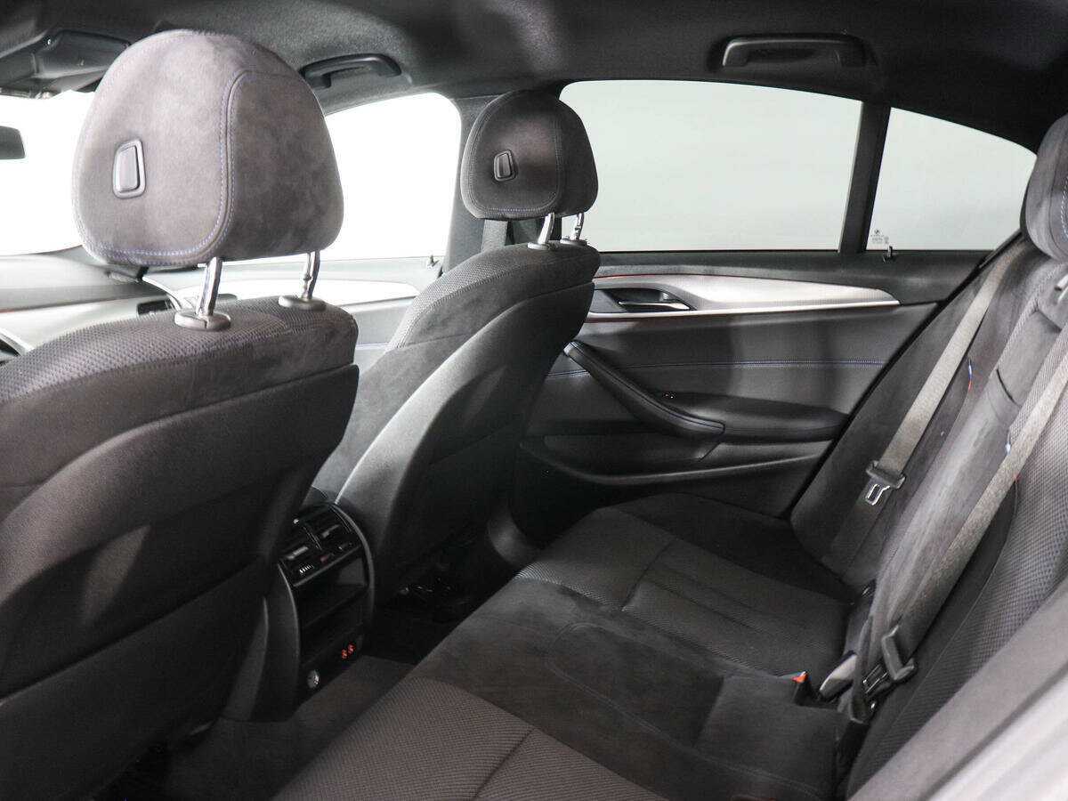 BMW 5 серии 2019 года с пробегом. Фото: #14