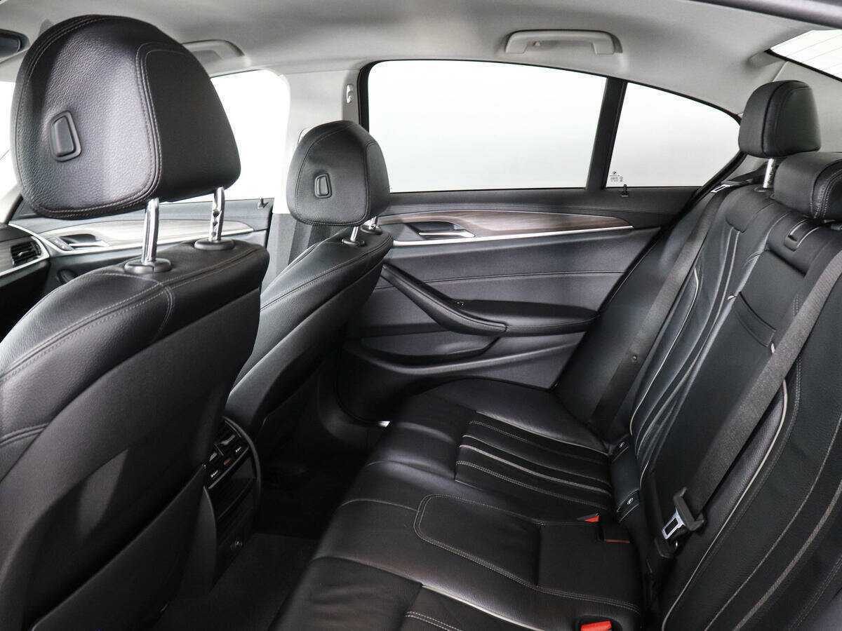 BMW 5 серии 2017 года с пробегом. Фото: #13