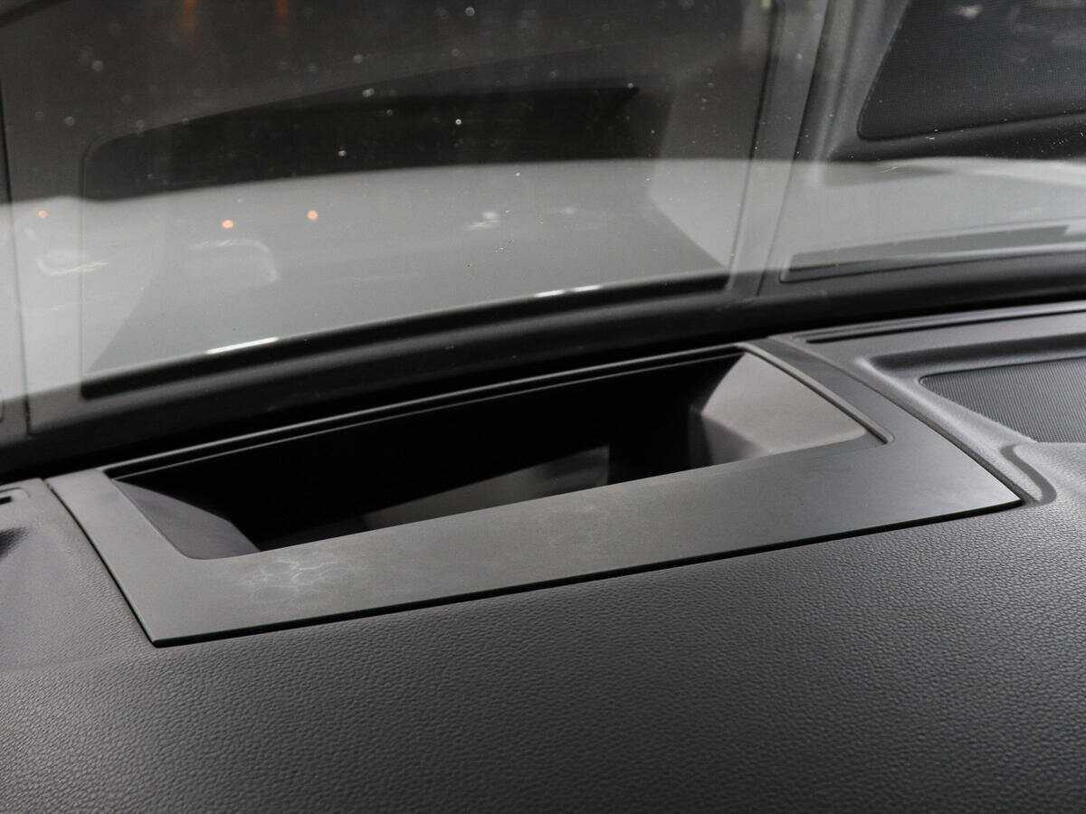 Volkswagen Touareg 2020 года с пробегом. Фото: #15