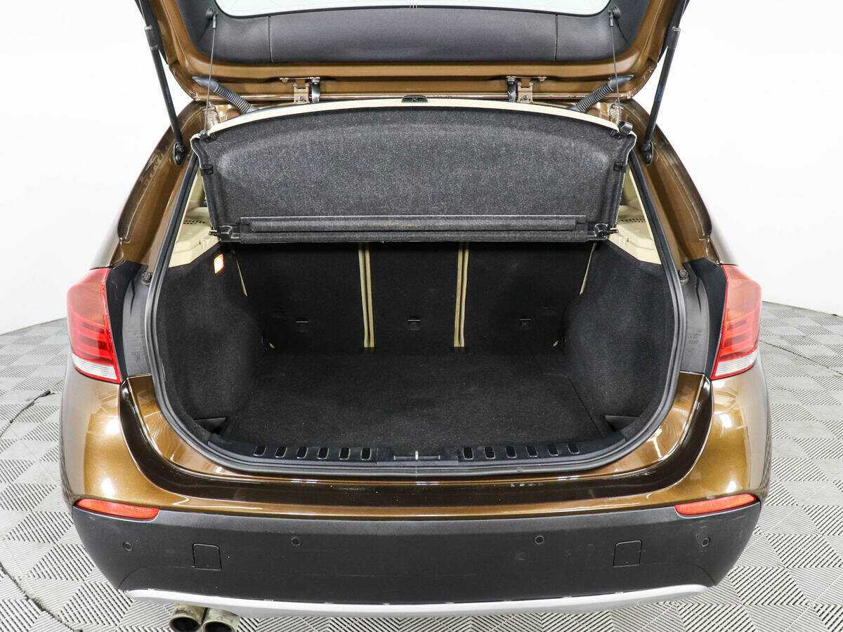 BMW X1 2010 года с пробегом. Фото: #8