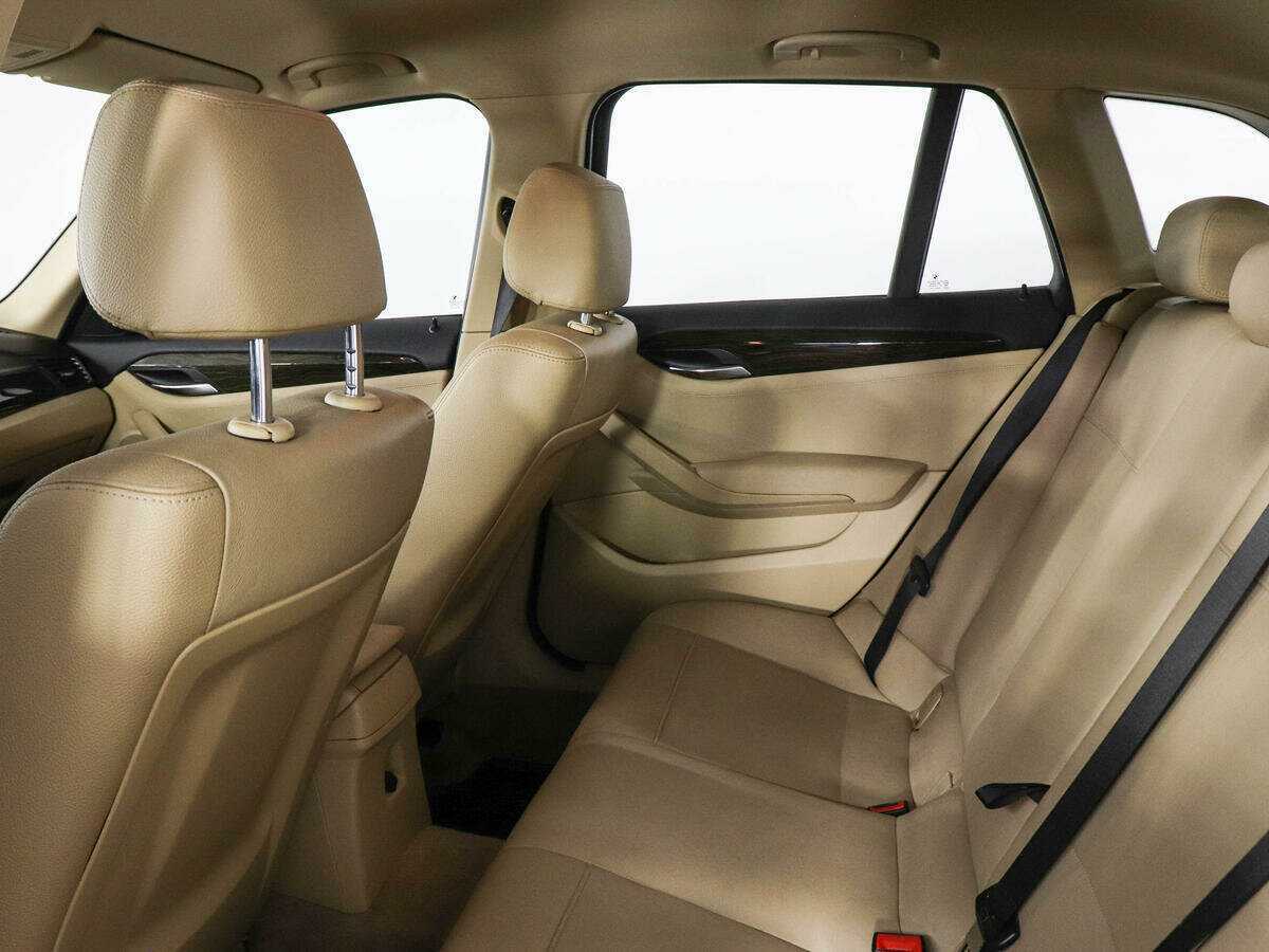 BMW X1 2010 года с пробегом. Фото: #12