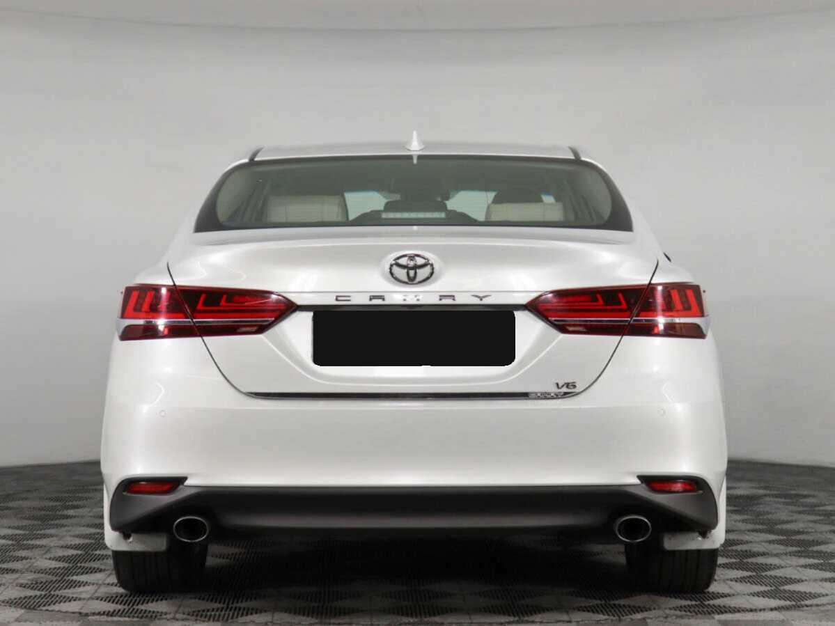 Toyota Camry 2019 года с пробегом. Фото: #5