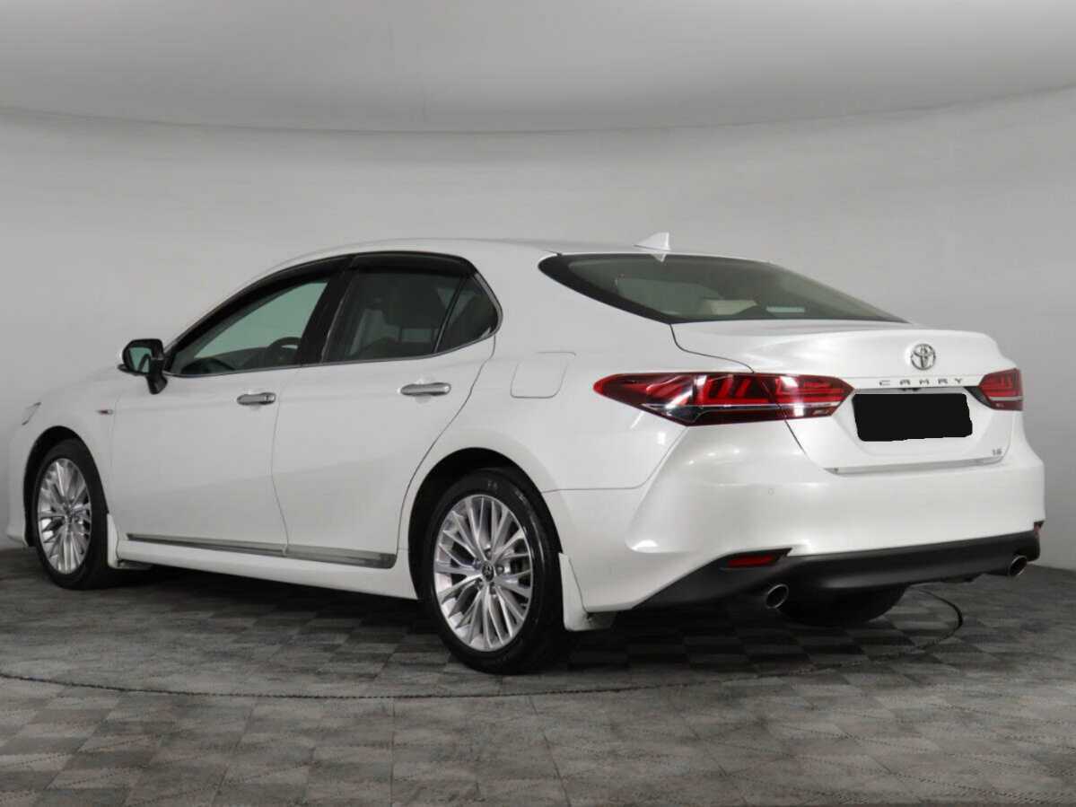 Toyota Camry 2019 года с пробегом. Фото: #6
