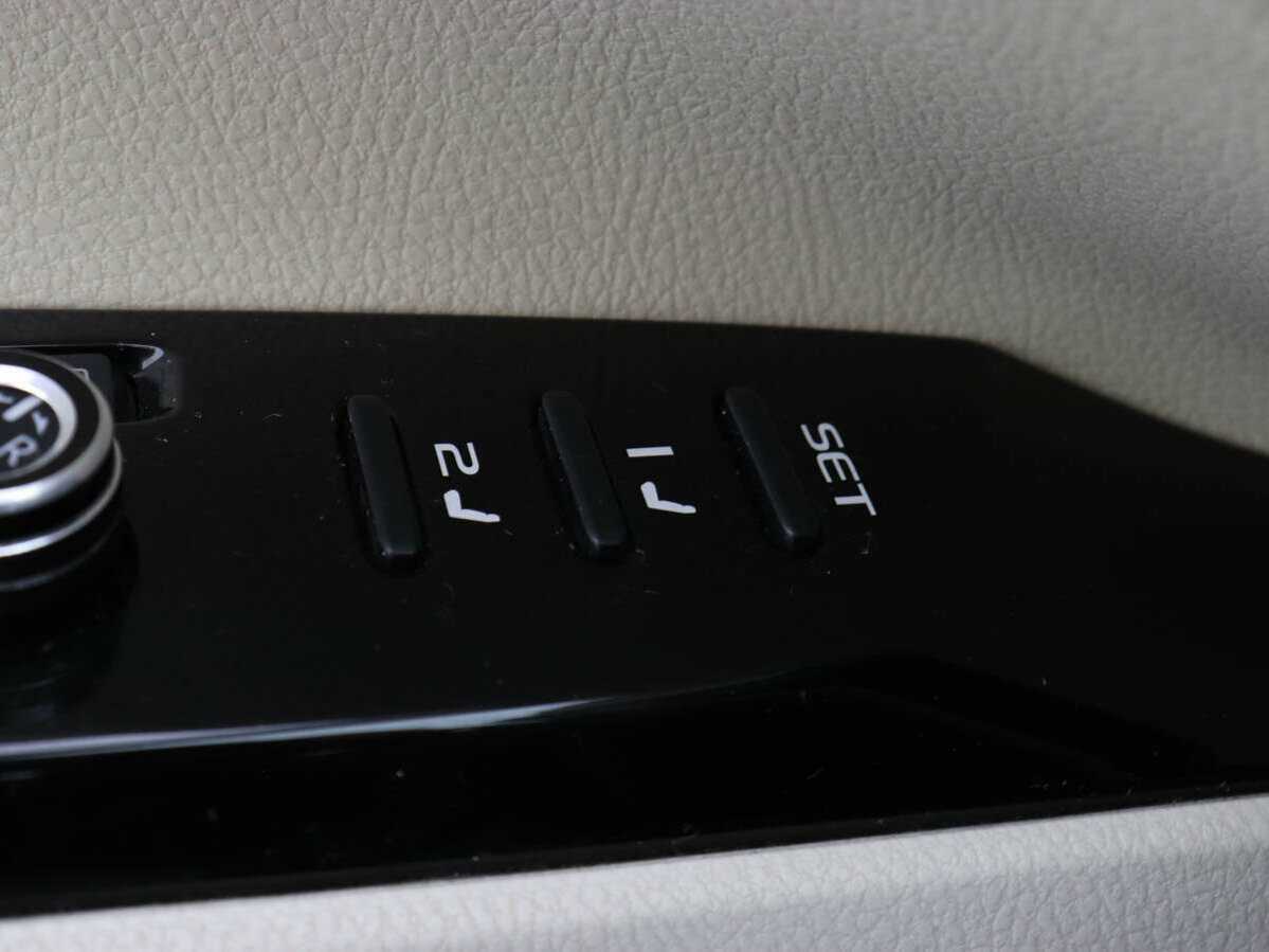 Toyota Camry 2019 года с пробегом. Фото: #15