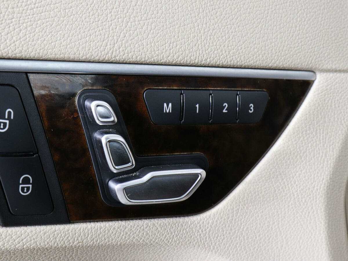 Mercedes-Benz E-Класс 2014 года с пробегом. Фото: #13