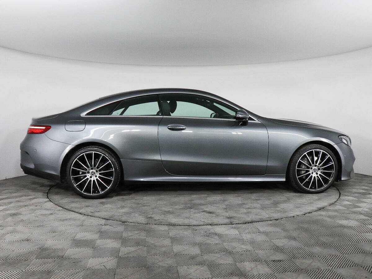 Mercedes-Benz E-Класс 2018 года с пробегом. Фото: #3