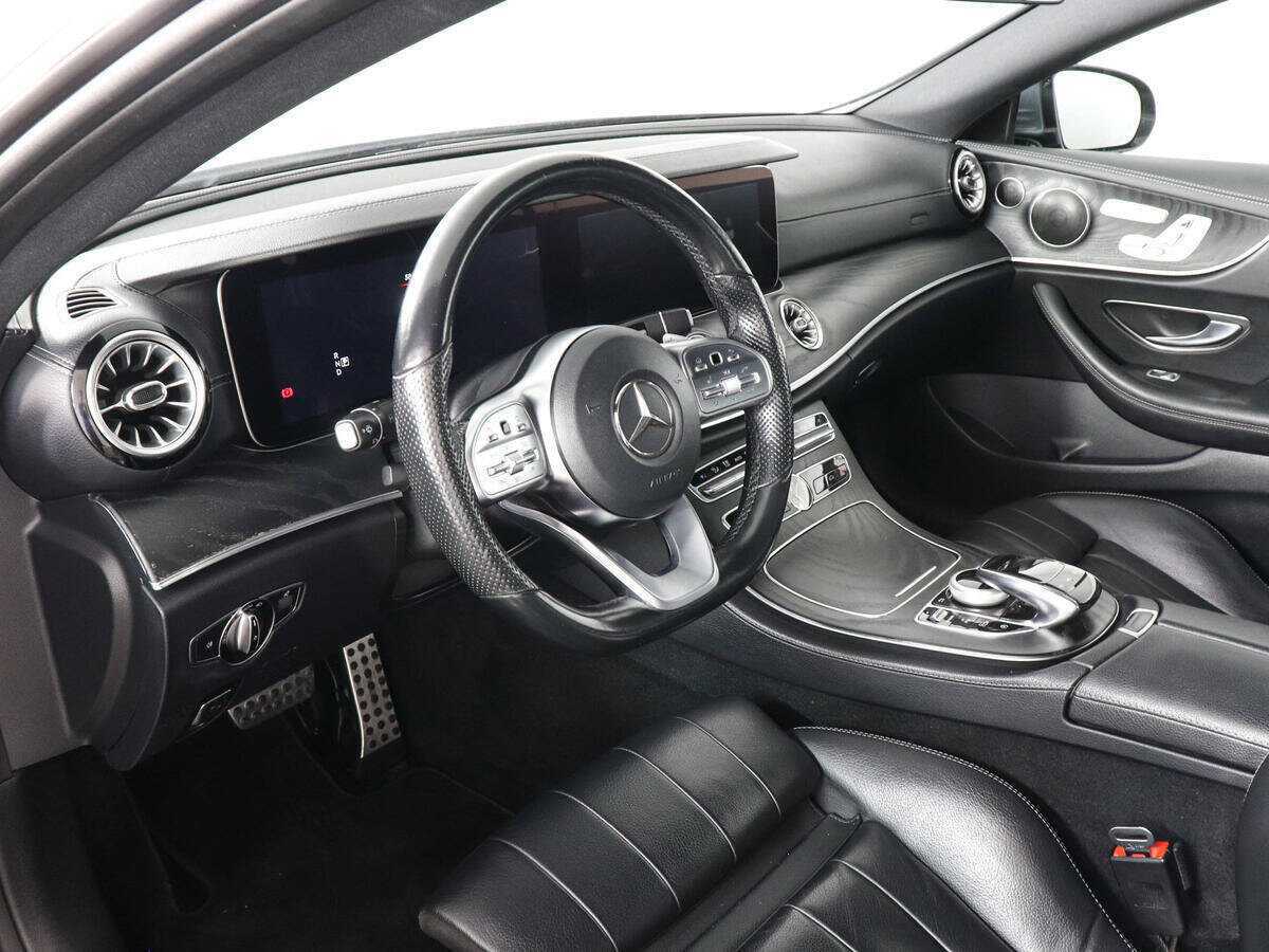 Mercedes-Benz E-Класс 2018 года с пробегом. Фото: #10