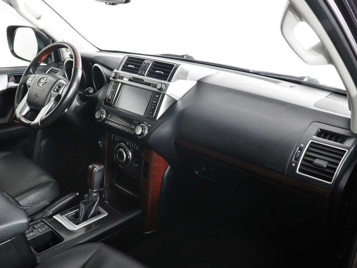 Toyota Land Cruiser Prado 2014 года с пробегом. Фото: #9