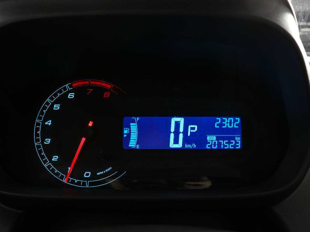 Б/У Шевроле Кобальт 2013 года. Фото: #10