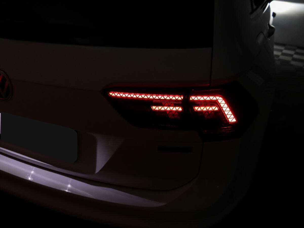 Volkswagen Tiguan 2018 года с пробегом. Фото: #8