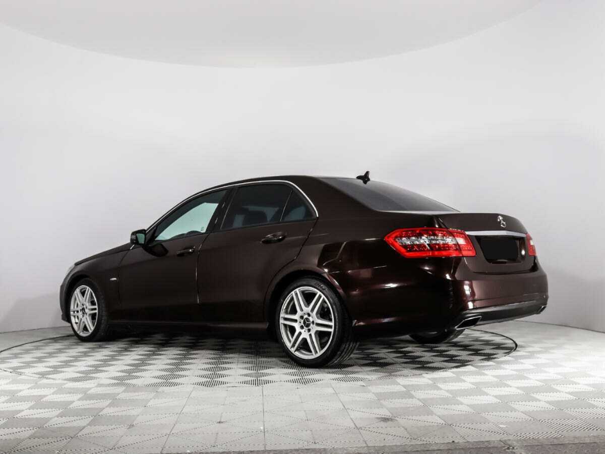 Mercedes-Benz E-Класс 2011 года с пробегом. Фото: #6