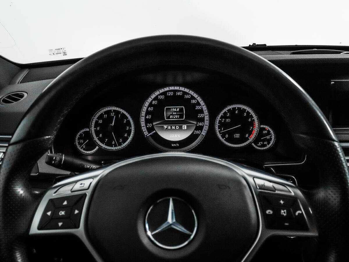 Mercedes-Benz E-Класс 2011 года с пробегом. Фото: #17