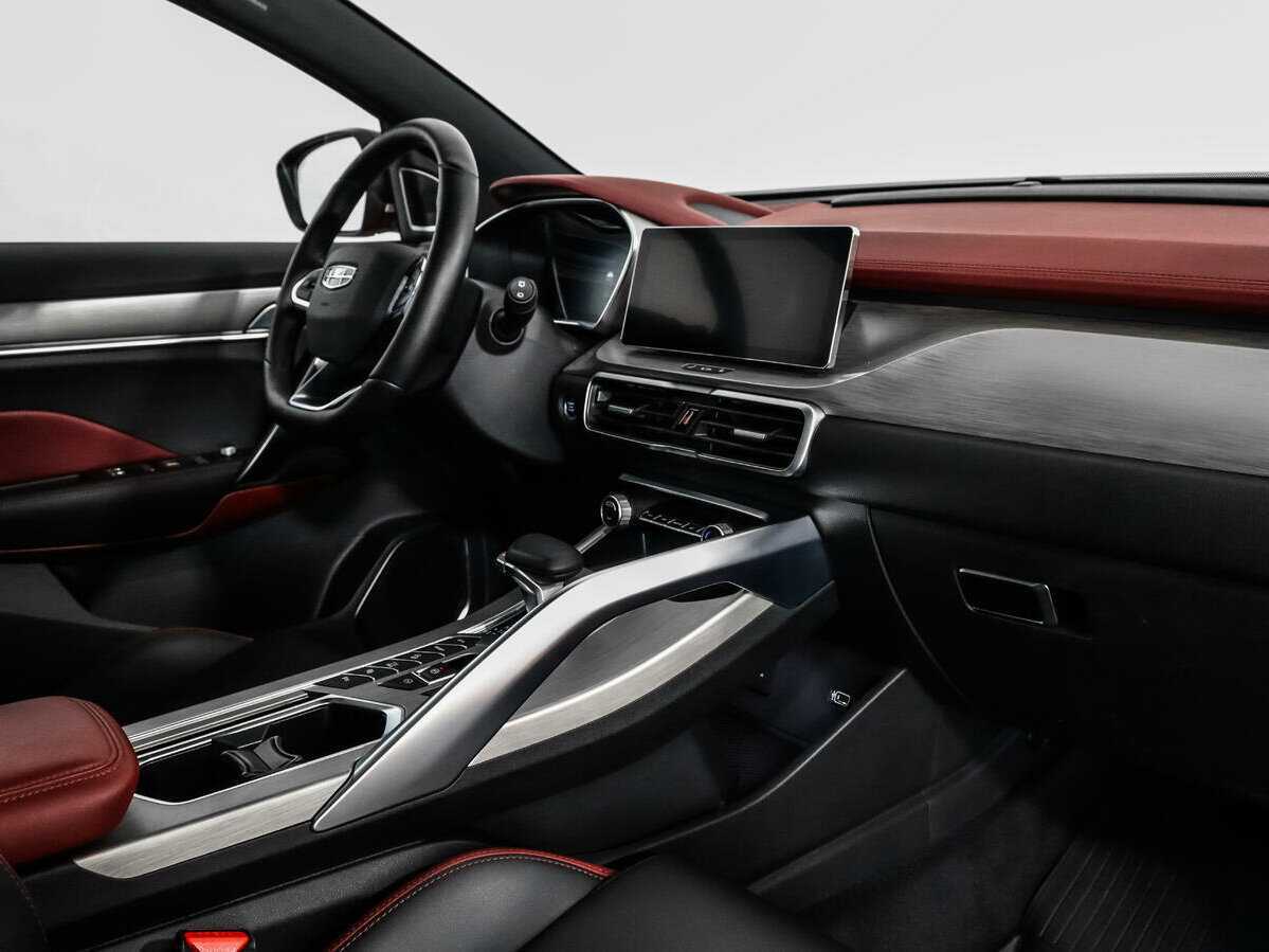 Geely Coolray 2023 года с пробегом. Фото: #12