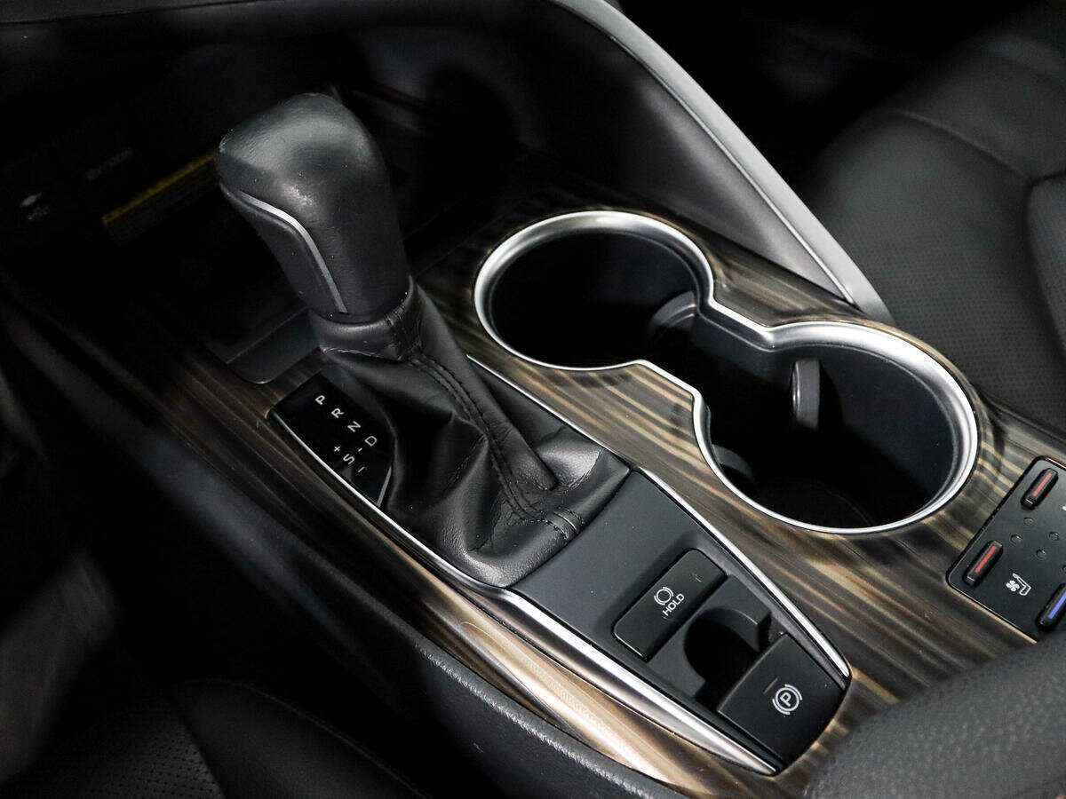 Toyota Camry 2019 года с пробегом. Фото: #10