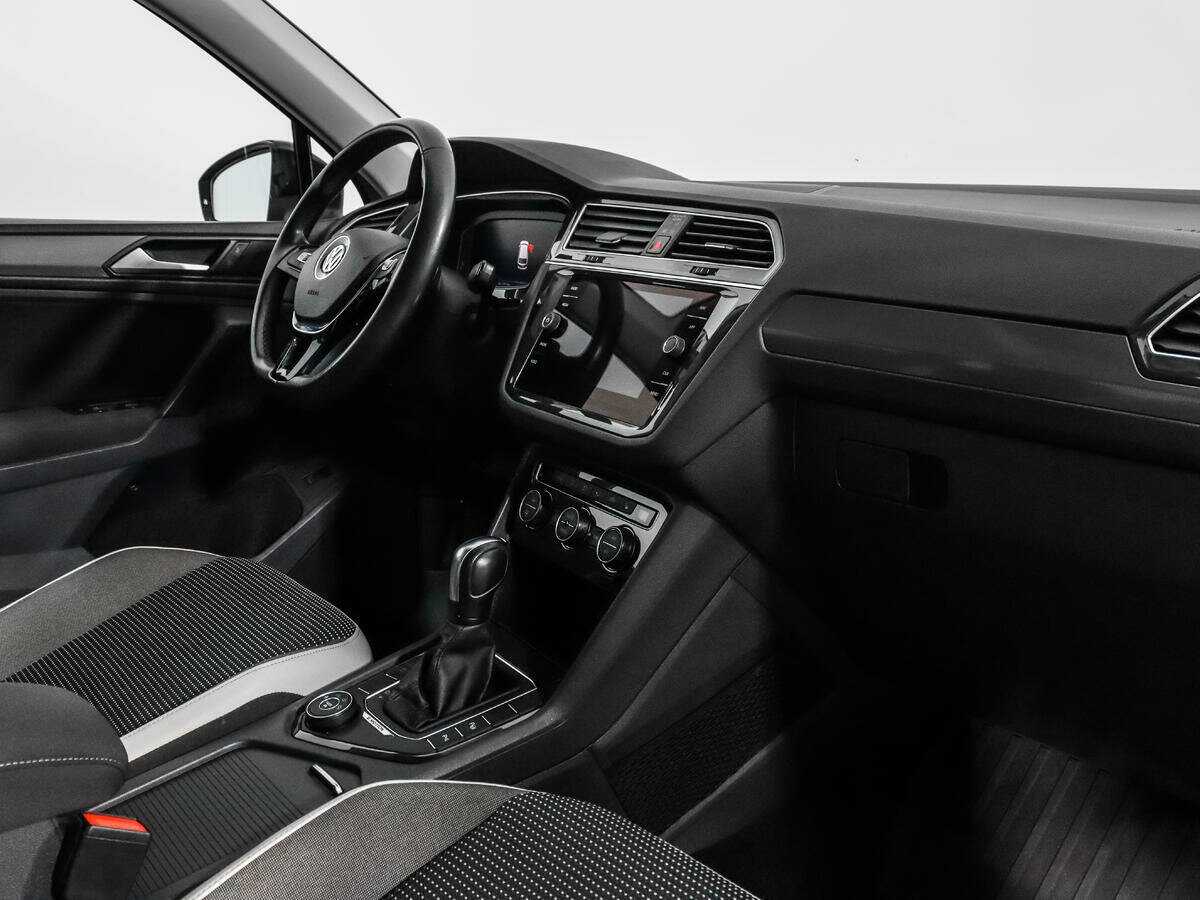 Volkswagen Tiguan 2019 года с пробегом. Фото: #12
