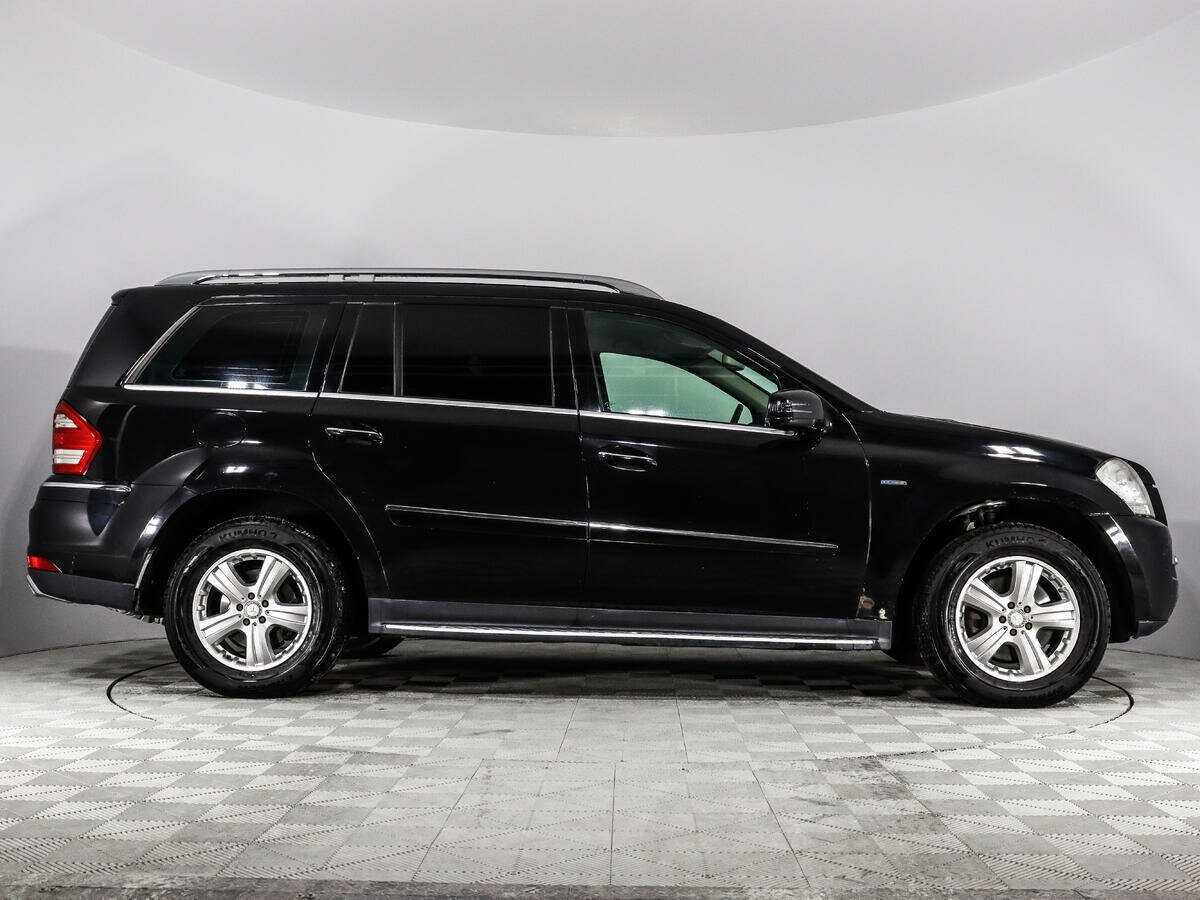 Mercedes-Benz GL-Класс 2011 года с пробегом. Фото: #3