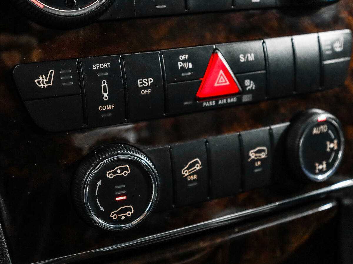 Mercedes-Benz GL-Класс 2011 года с пробегом. Фото: #14