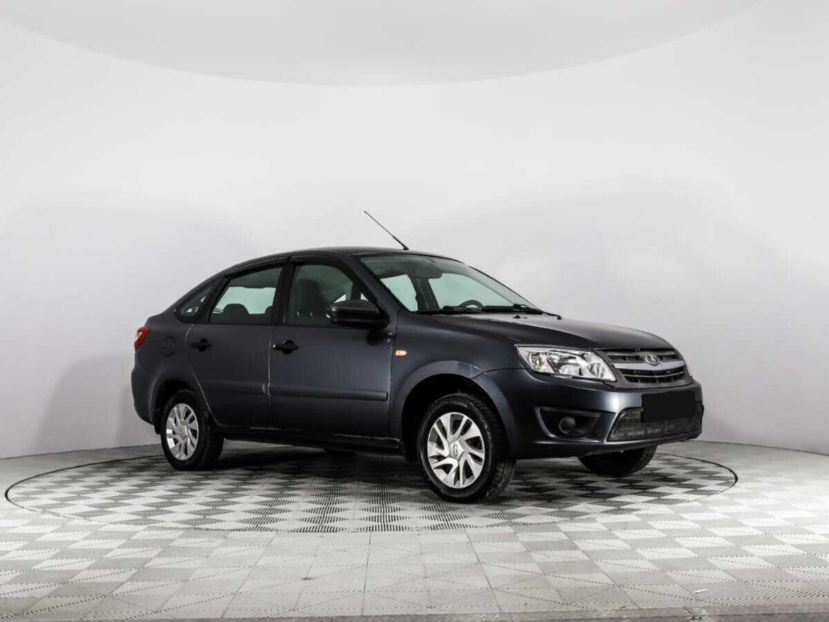 Б/У Лада (ВАЗ) Гранта 2015 года. Фото: #2